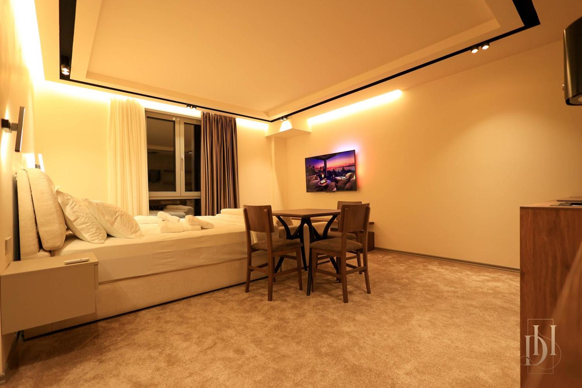 Deha Rooms & Apartments ติรานา ภายนอก รูปภาพ