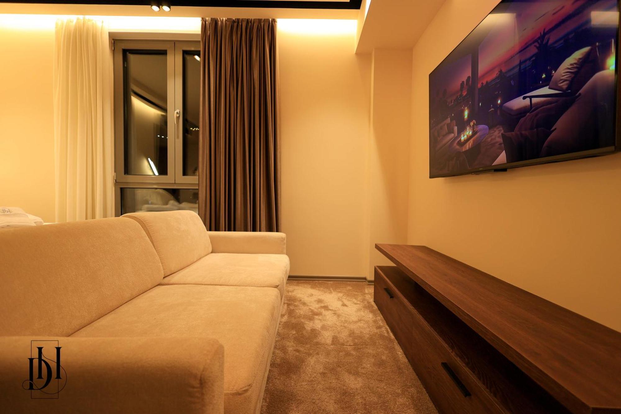 Deha Rooms & Apartments ติรานา ภายนอก รูปภาพ