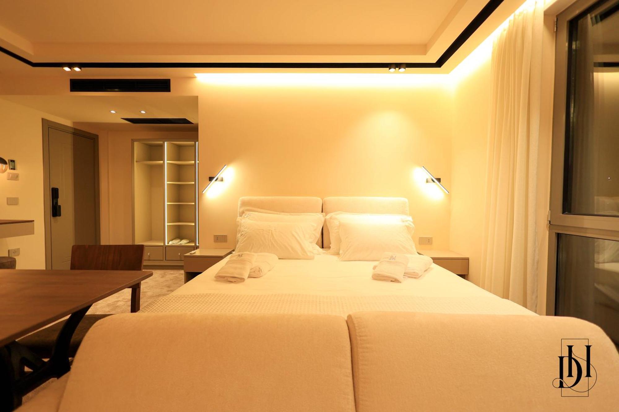 Deha Rooms & Apartments ติรานา ภายนอก รูปภาพ