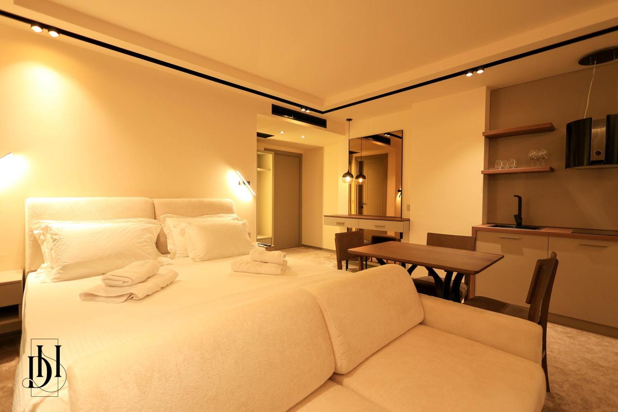 Deha Rooms & Apartments ติรานา ภายนอก รูปภาพ