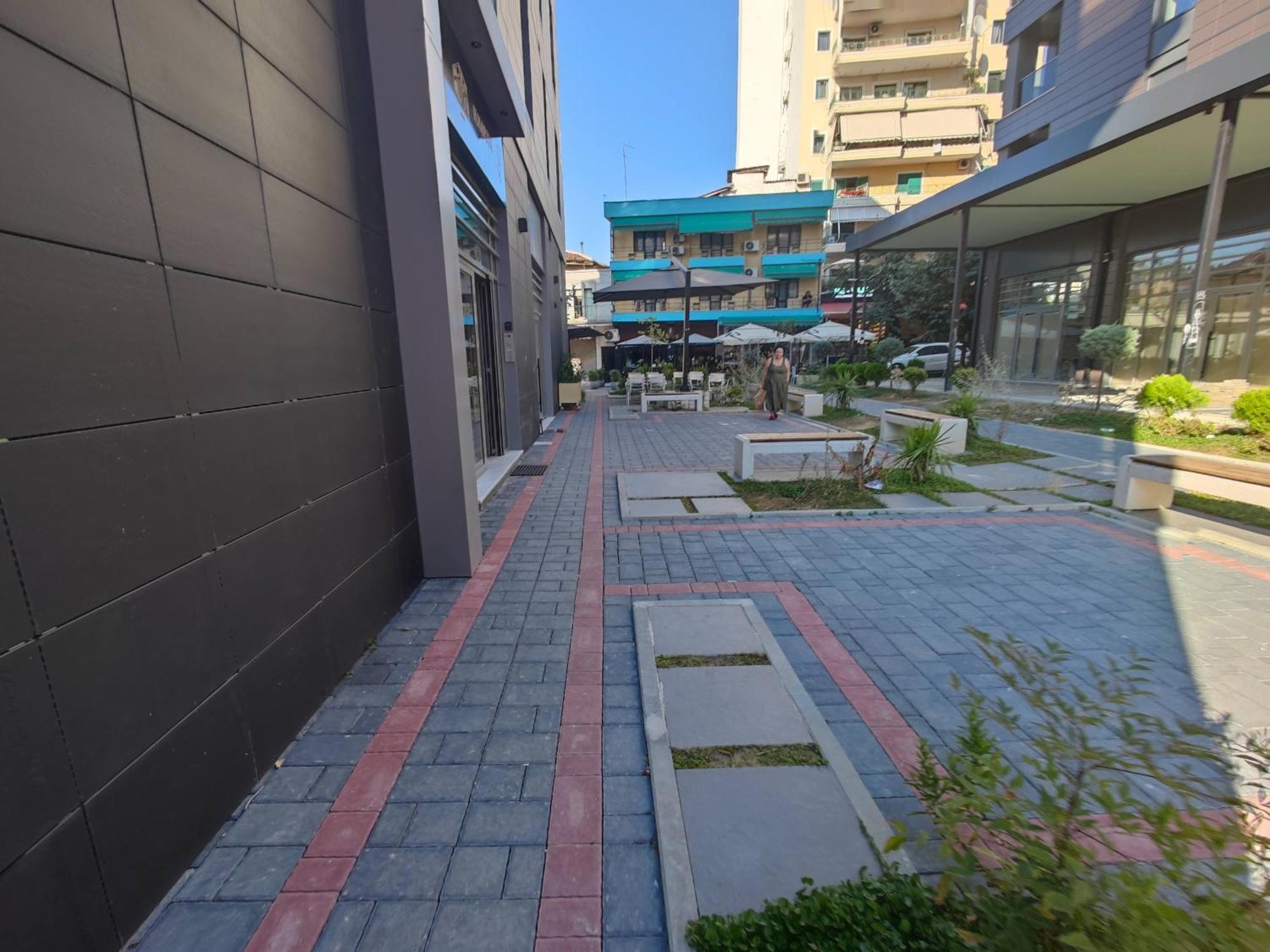 Deha Rooms & Apartments ติรานา ภายนอก รูปภาพ