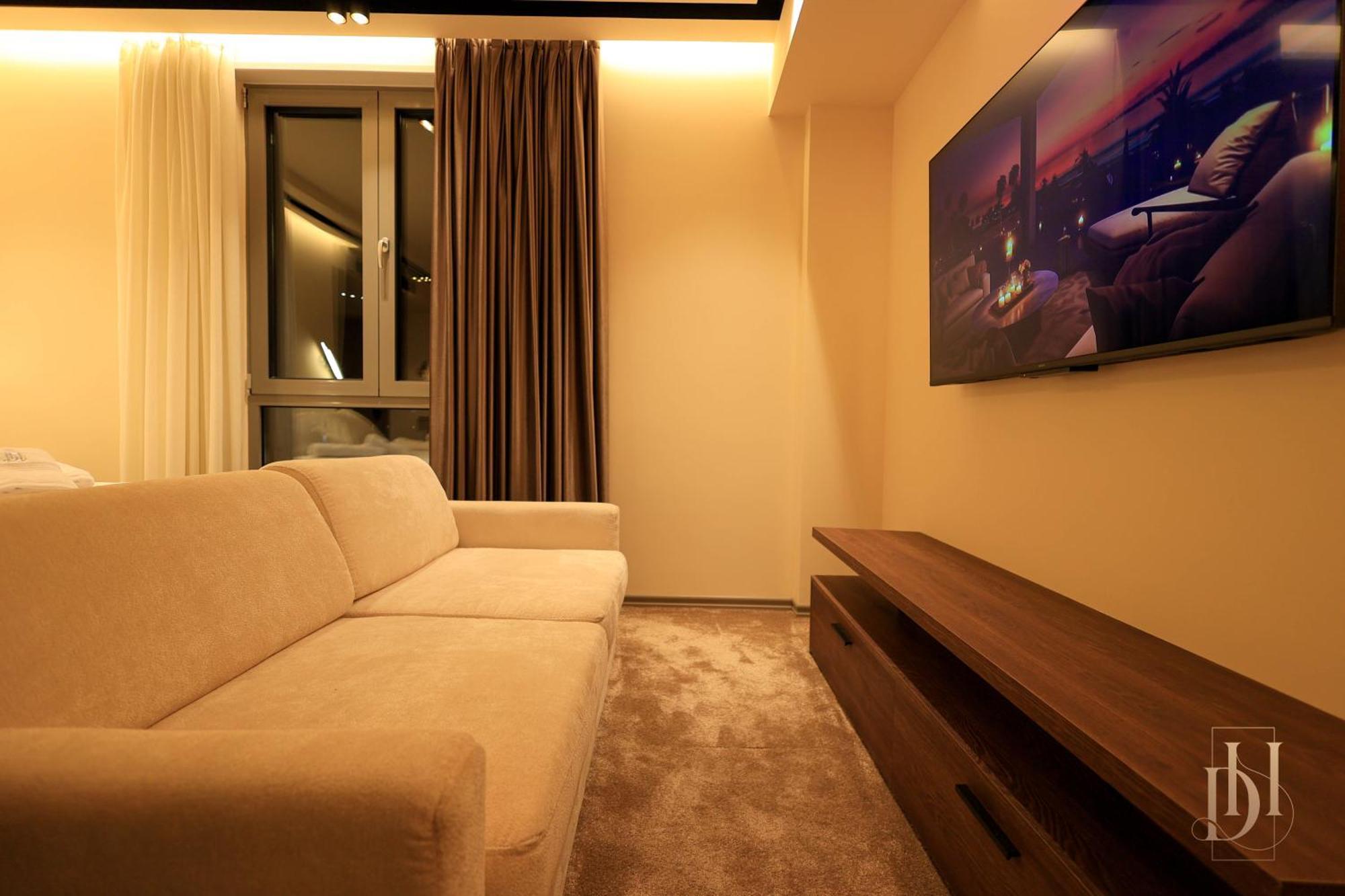 Deha Rooms & Apartments ติรานา ภายนอก รูปภาพ
