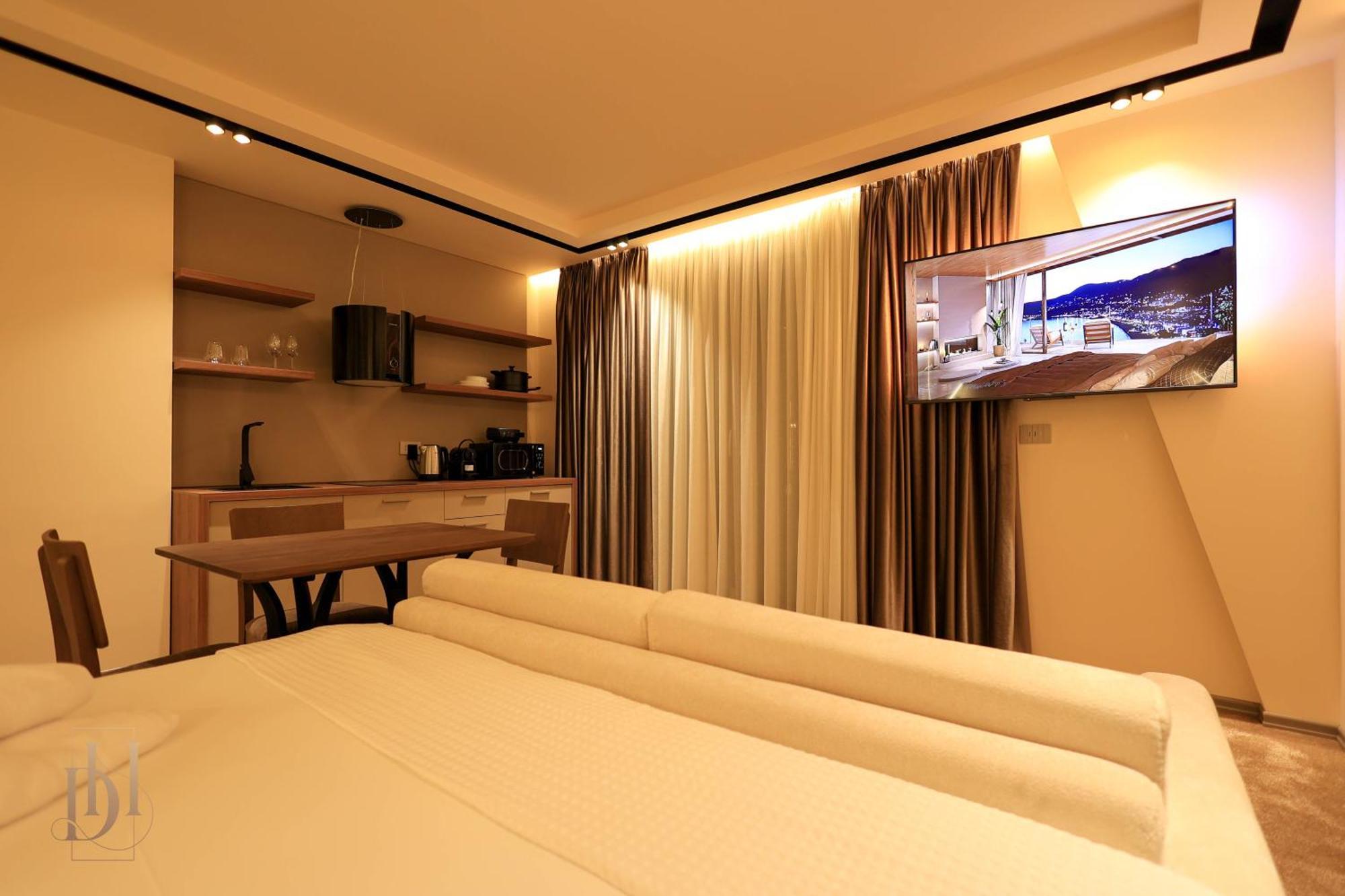 Deha Rooms & Apartments ติรานา ภายนอก รูปภาพ